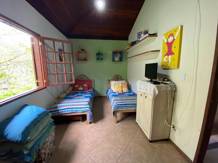 Lumiar Chale Colonial Lareira Deck Para Beira Rio Particular E Reservado Area De Lazer Pertinho Centro Do Bairro מראה חיצוני תמונה