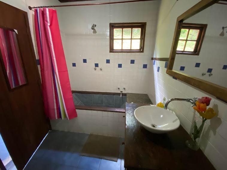 Lumiar Chale Colonial Lareira Deck Para Beira Rio Particular E Reservado Area De Lazer Pertinho Centro Do Bairro מראה חיצוני תמונה